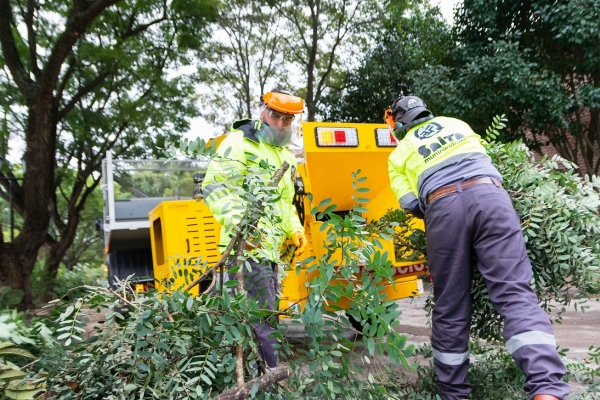 Chipeadoras remolcables al servicio de la ciudad